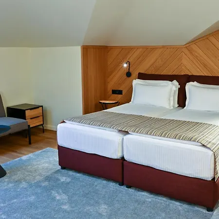 едно време 4* Karlovo